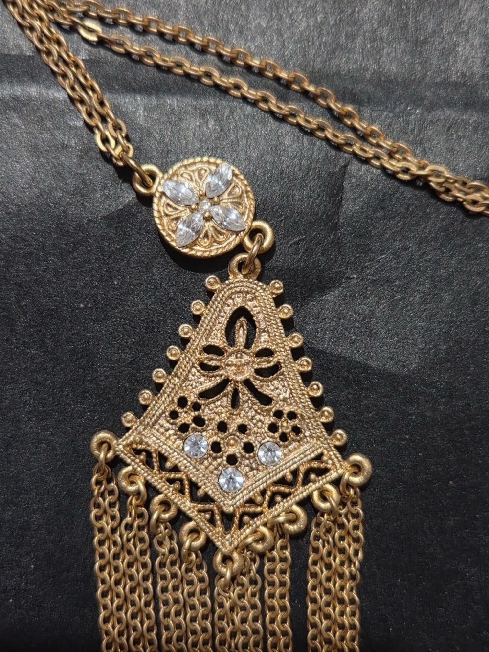 Gold Filigree Fringe Pendant Necklace - Elegant Women's Jewelry